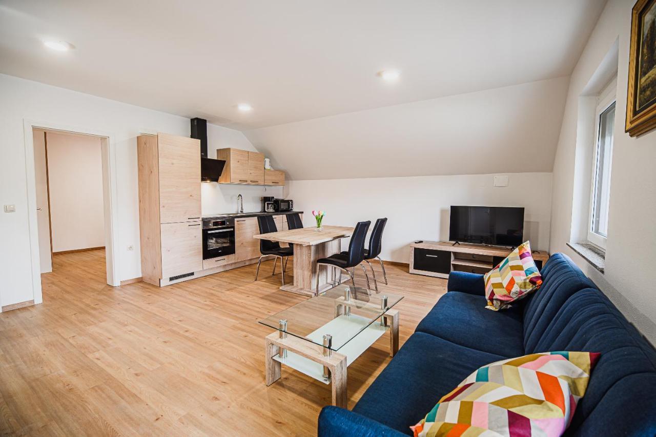קראנז' Mojcin Pisker Apartment House מראה חיצוני תמונה