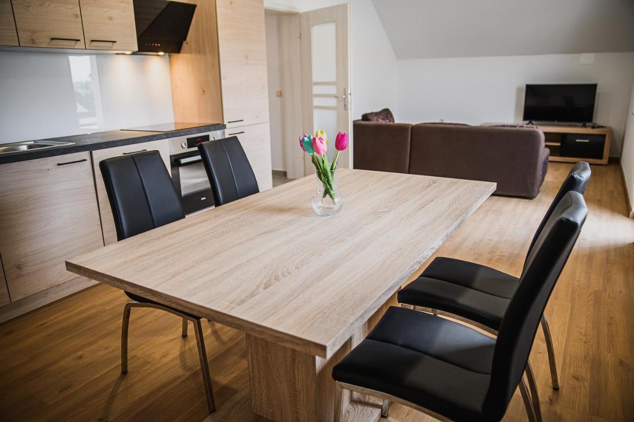 קראנז' Mojcin Pisker Apartment House מראה חיצוני תמונה