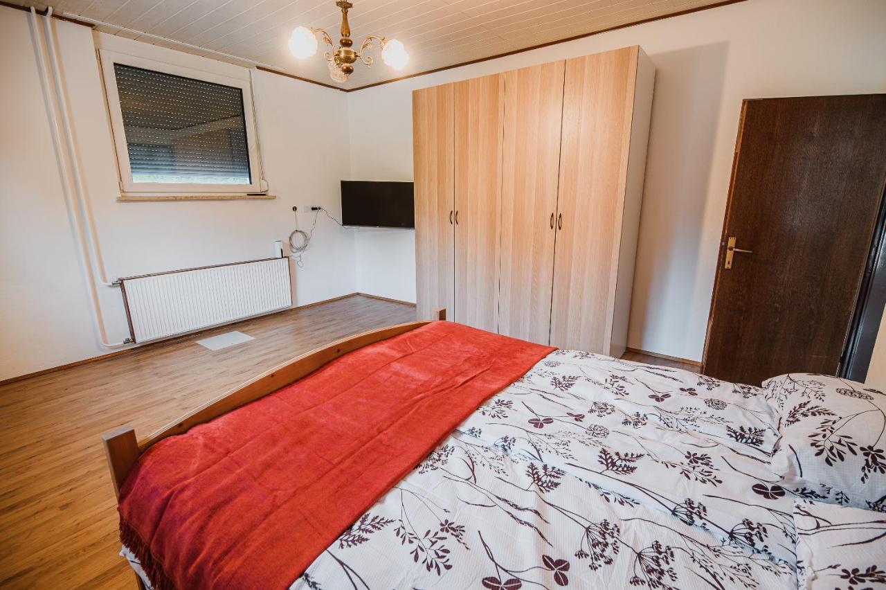 קראנז' Mojcin Pisker Apartment House מראה חיצוני תמונה